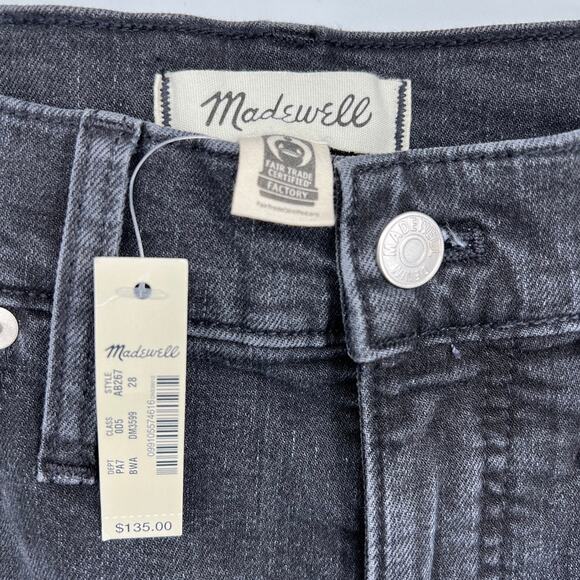 NWT Madewell 11" High-Rise Flare Jeans in Croson Black Women's 28 Flare Comfort - Picture 5 of 11